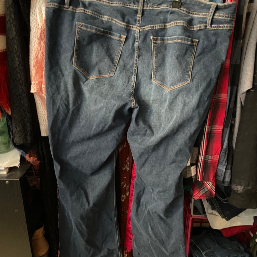 Torrid Jeans - Picture 2 of 3